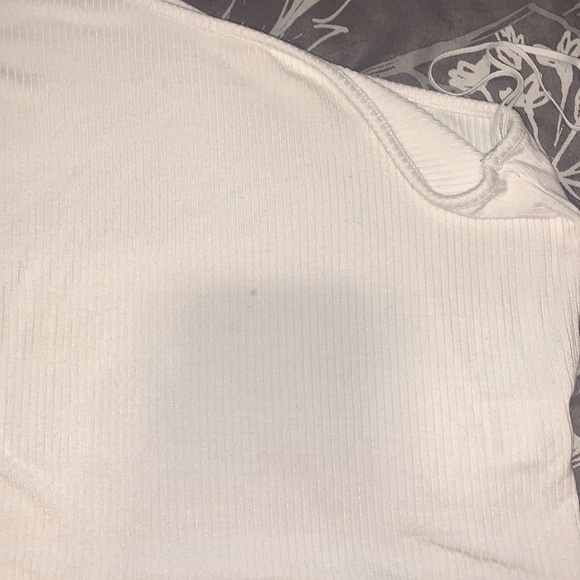 One shoulder garage white crop top - Picture 2 of 4